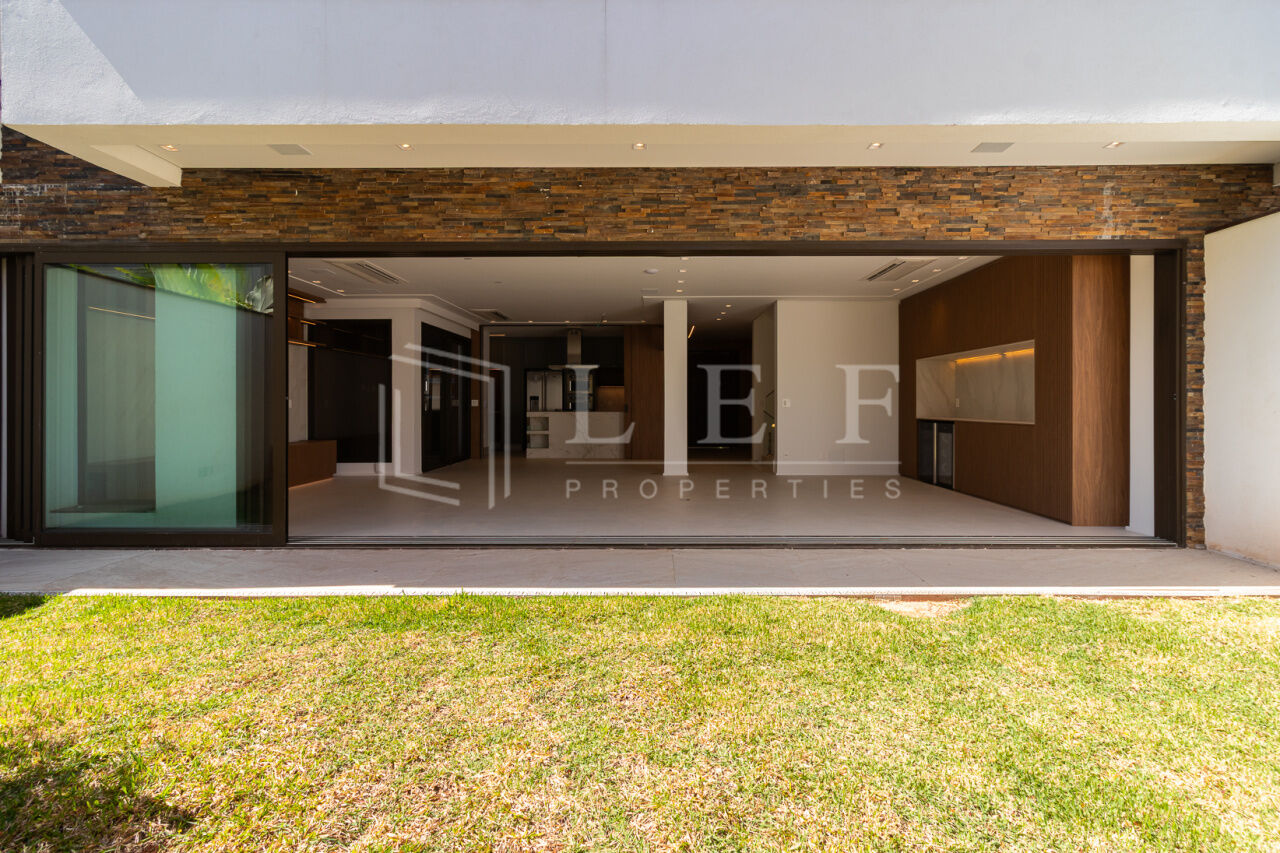 Lef Properties