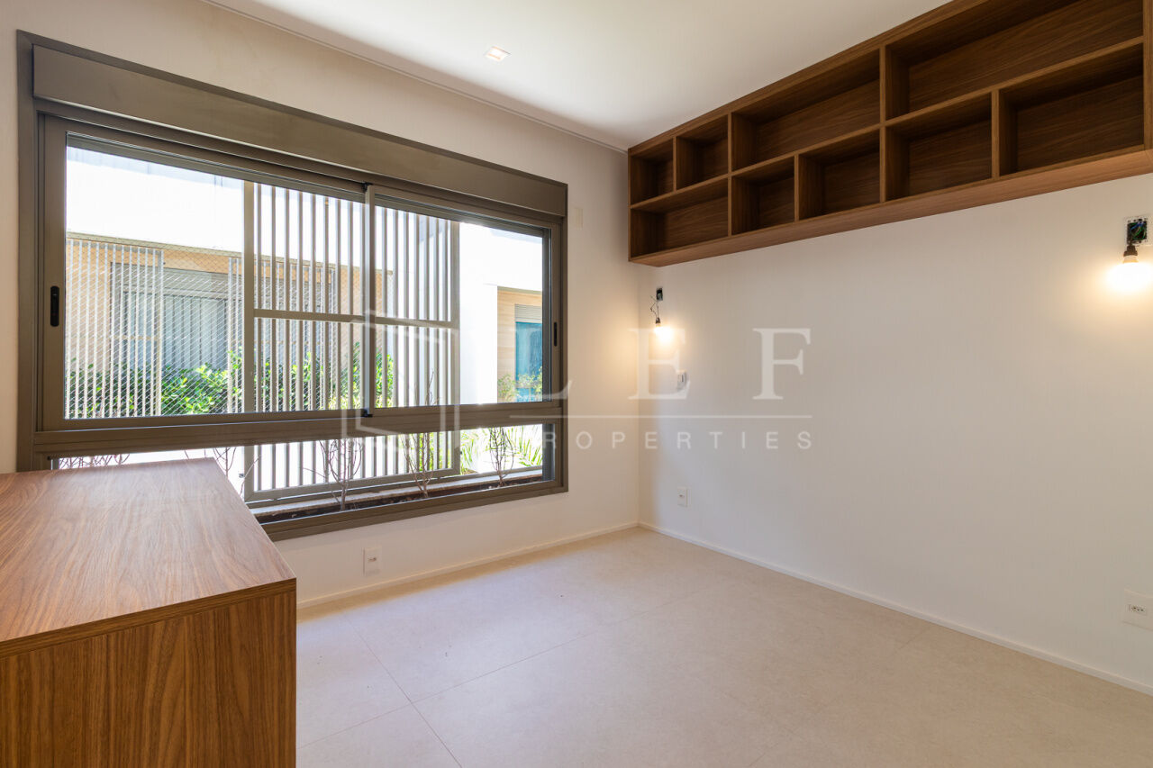 Lef Properties