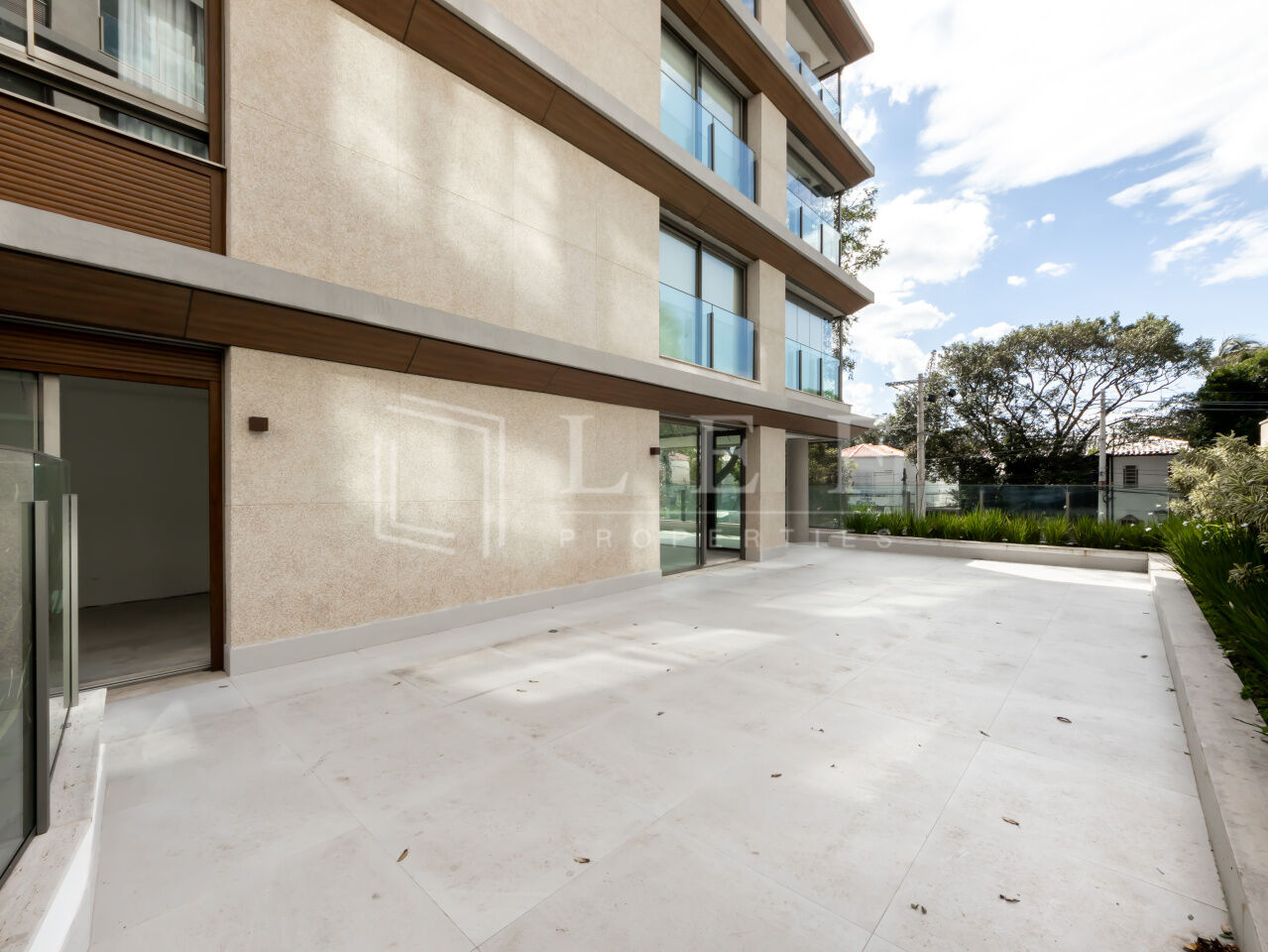 Lef Properties