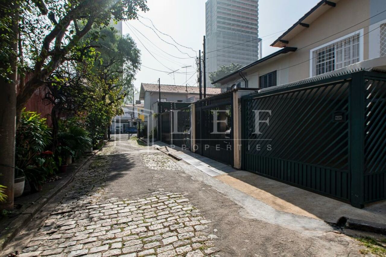 Lef Properties