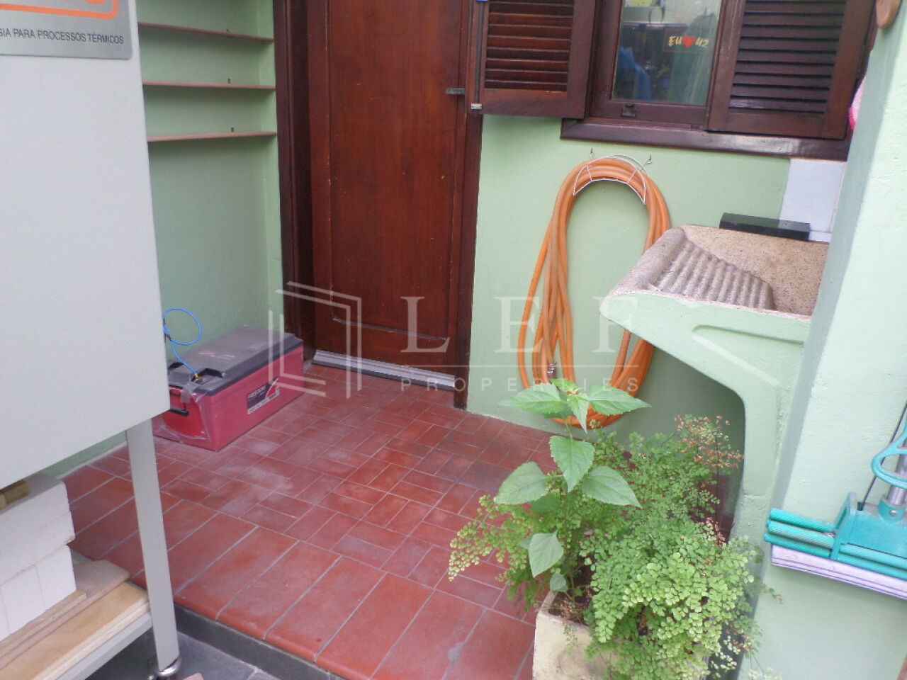 Lef Properties
