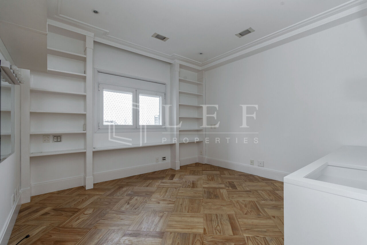 Lef Properties