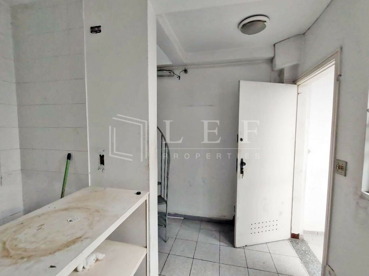 Lef Properties