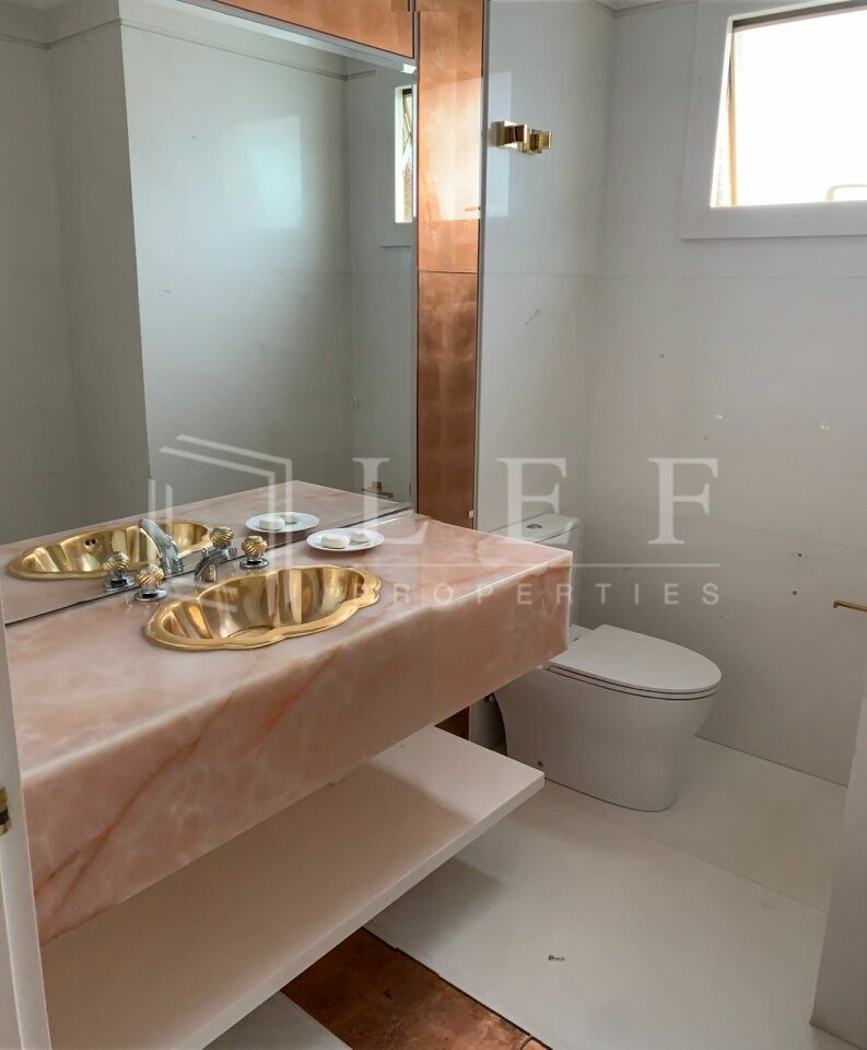 Lef Properties