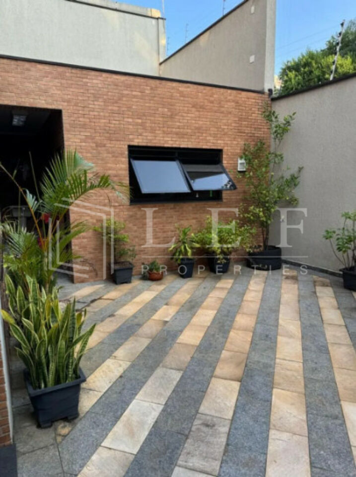 Lef Properties