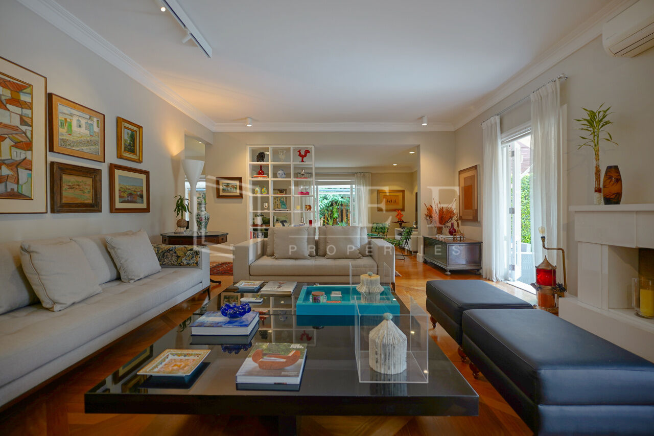 Lef Properties