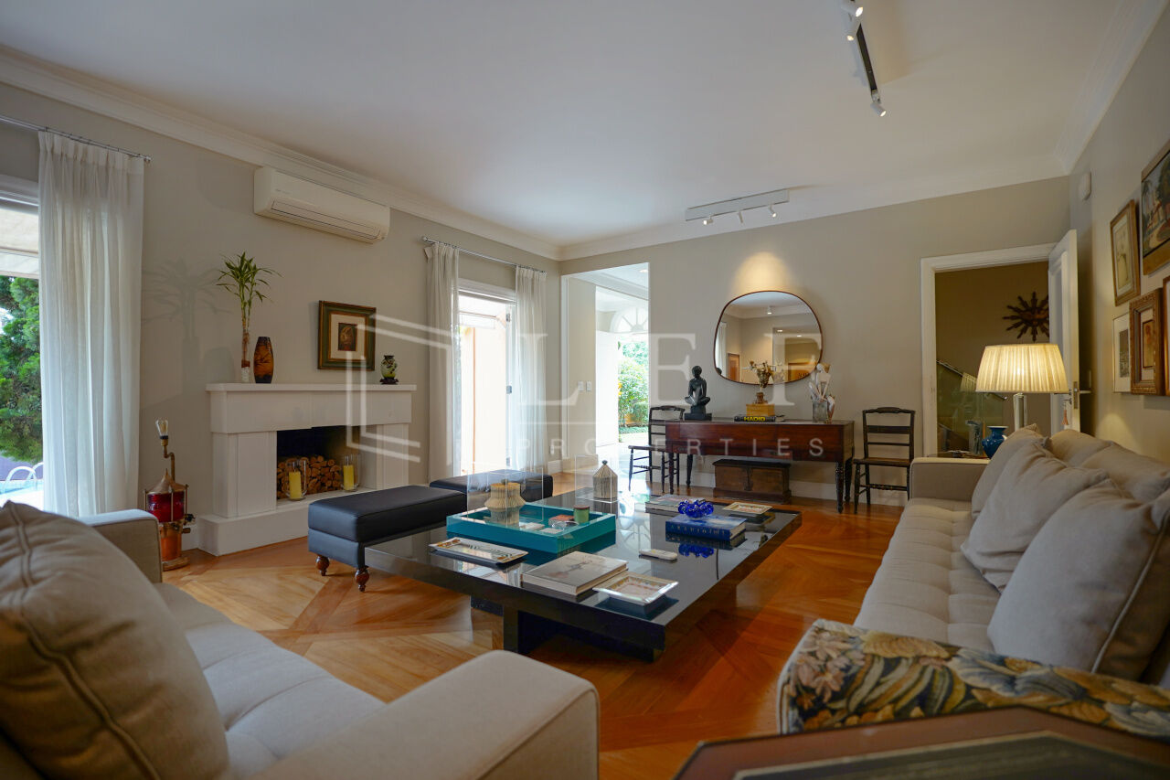Lef Properties