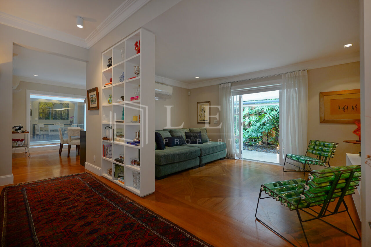 Lef Properties