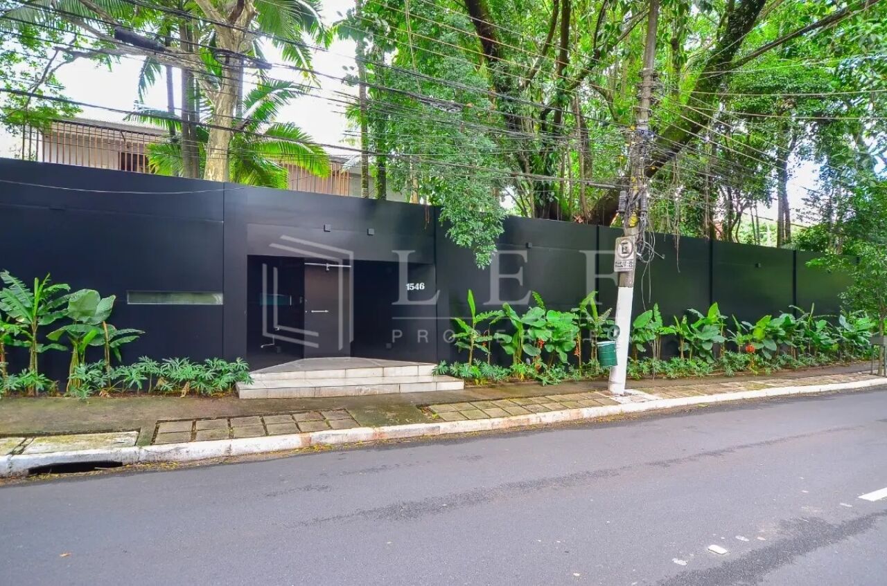 Lef Properties