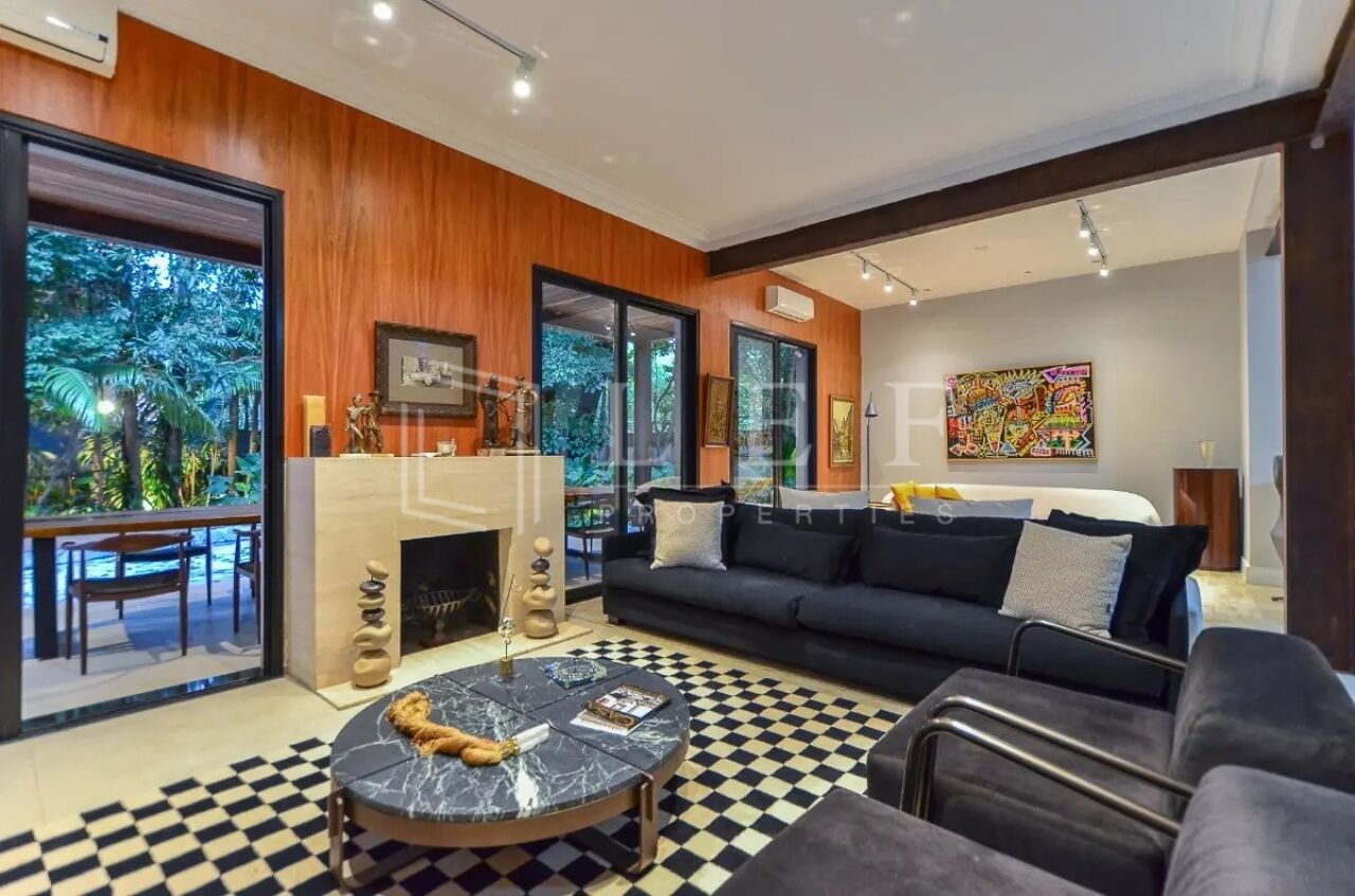 Lef Properties