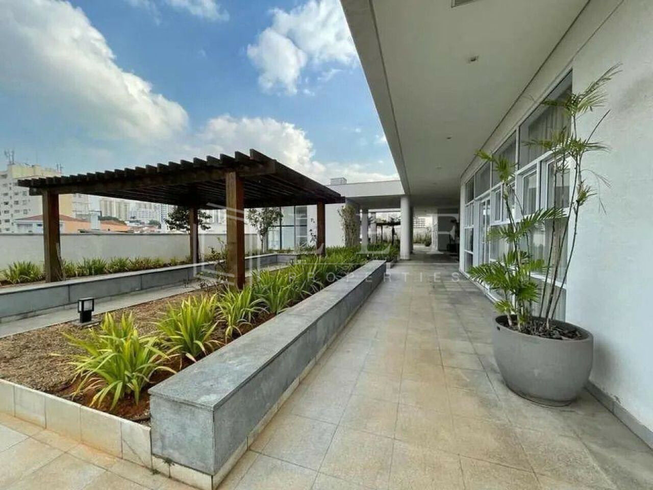 Lef Properties