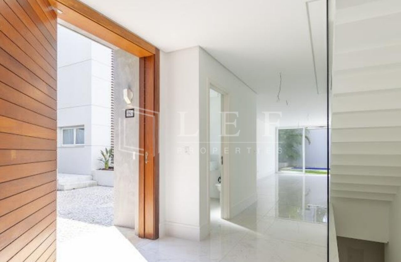 Lef Properties