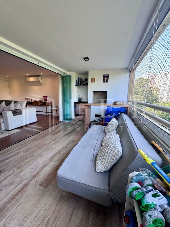 Lef Properties