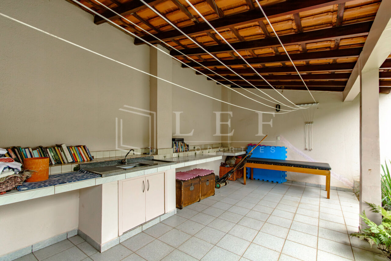 Lef Properties