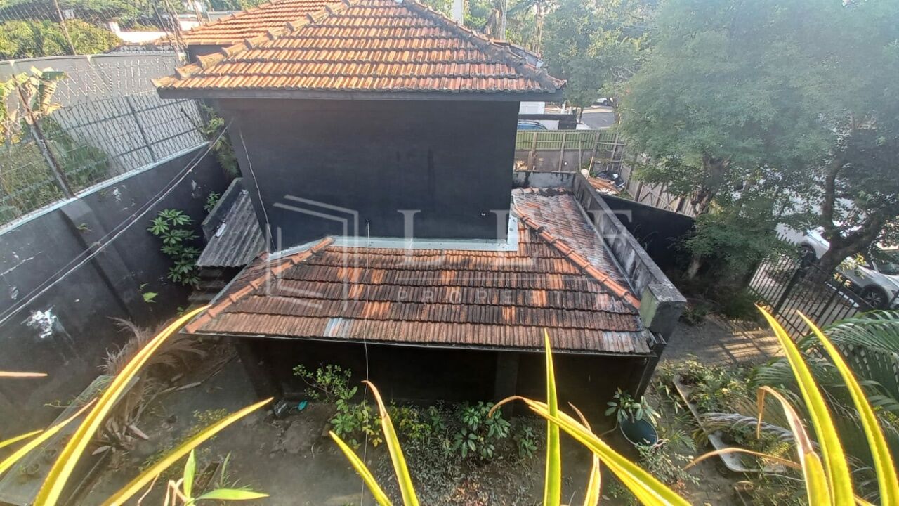 Lef Properties
