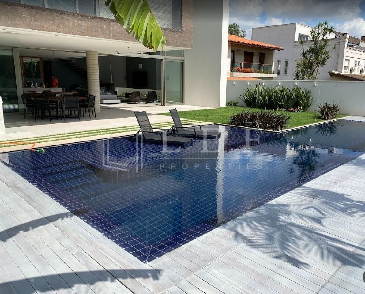 Lef Properties
