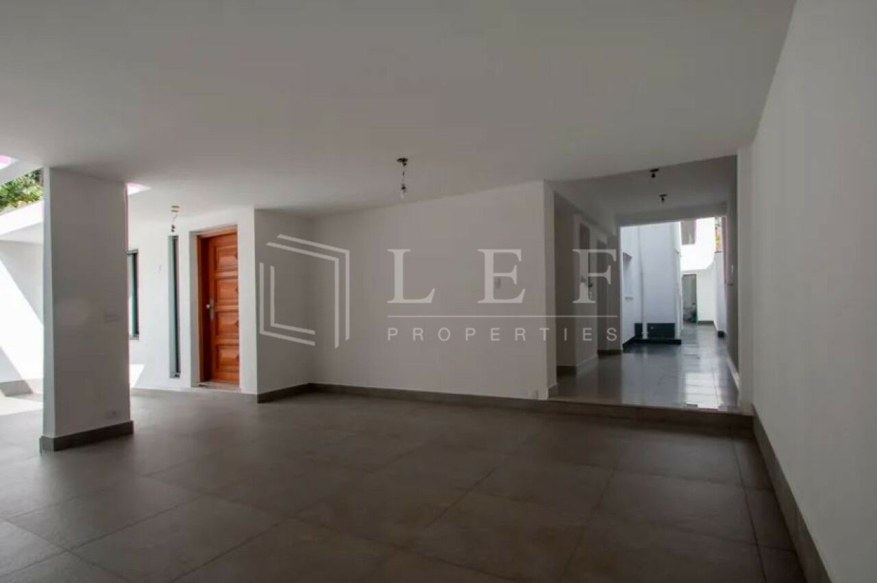 Lef Properties