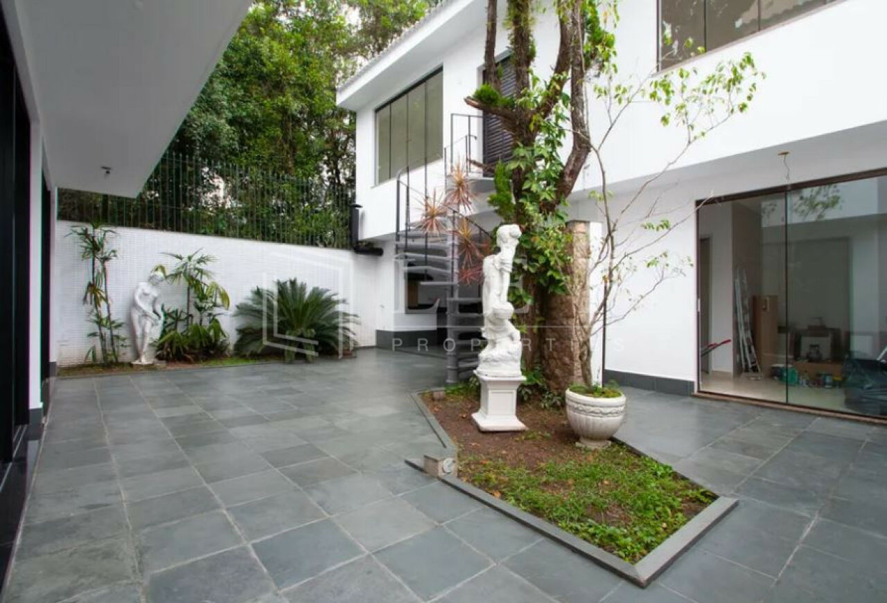 Lef Properties