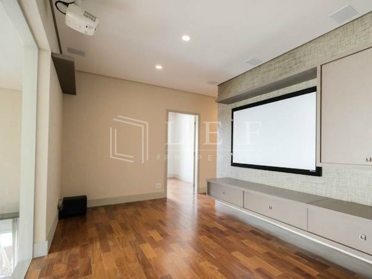 Lef Properties