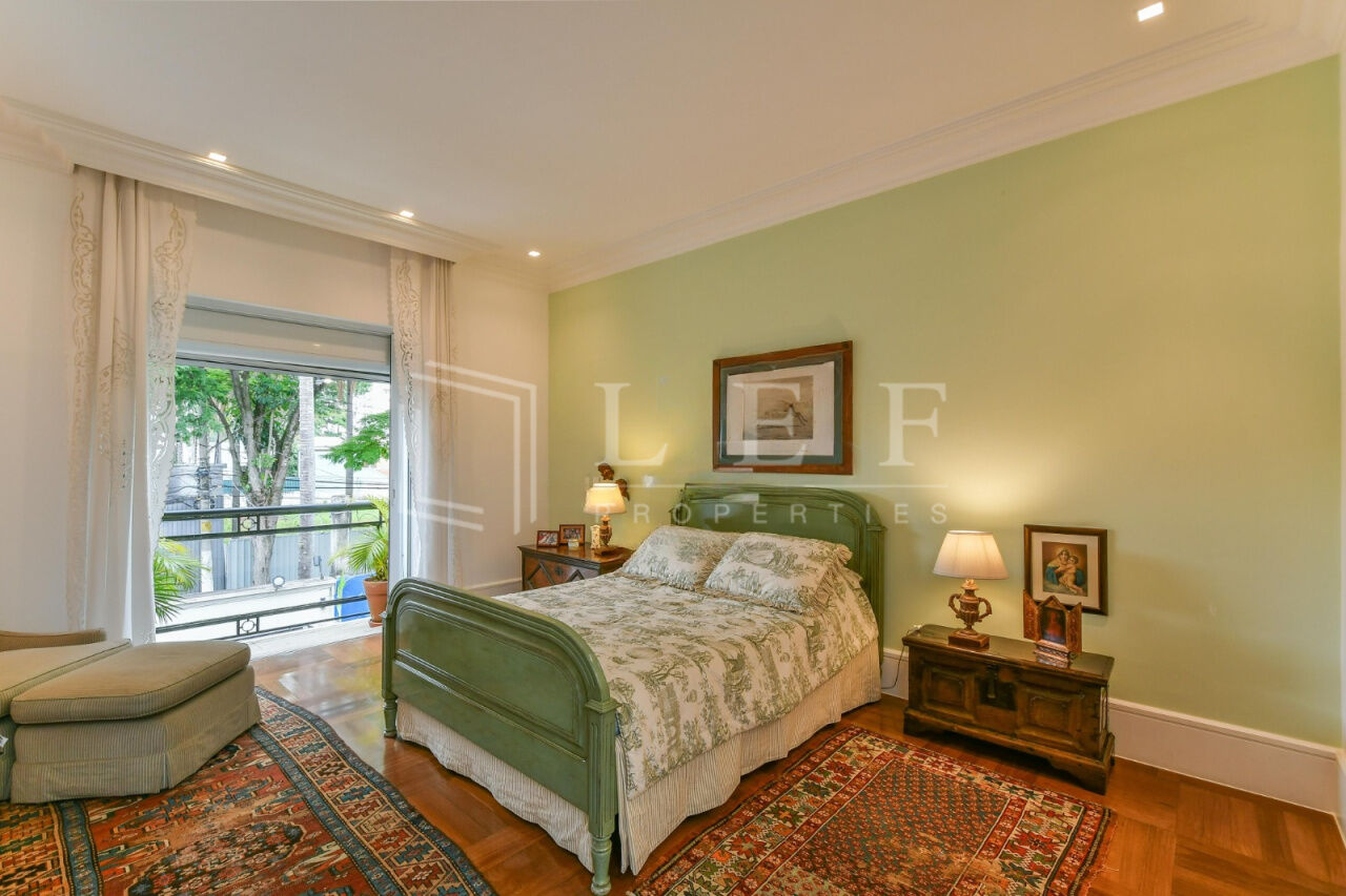 Lef Properties