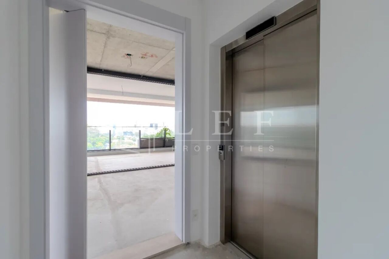 Lef Properties
