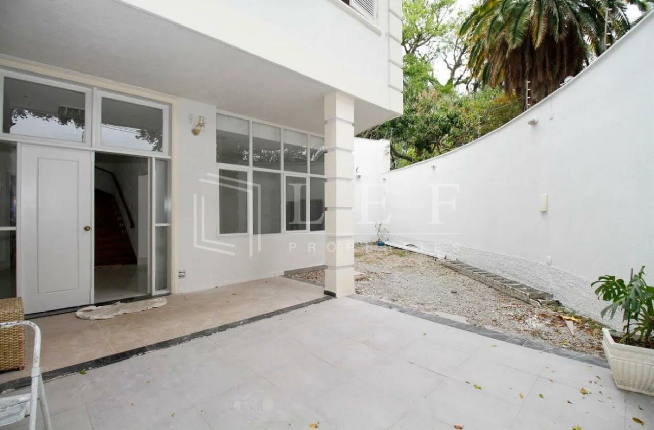 Lef Properties