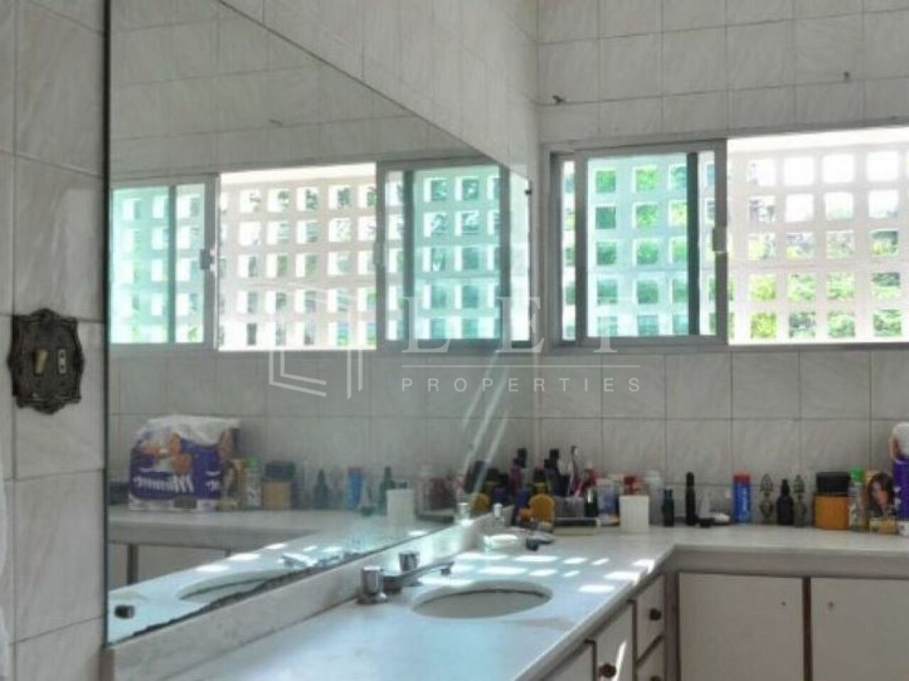 Lef Properties