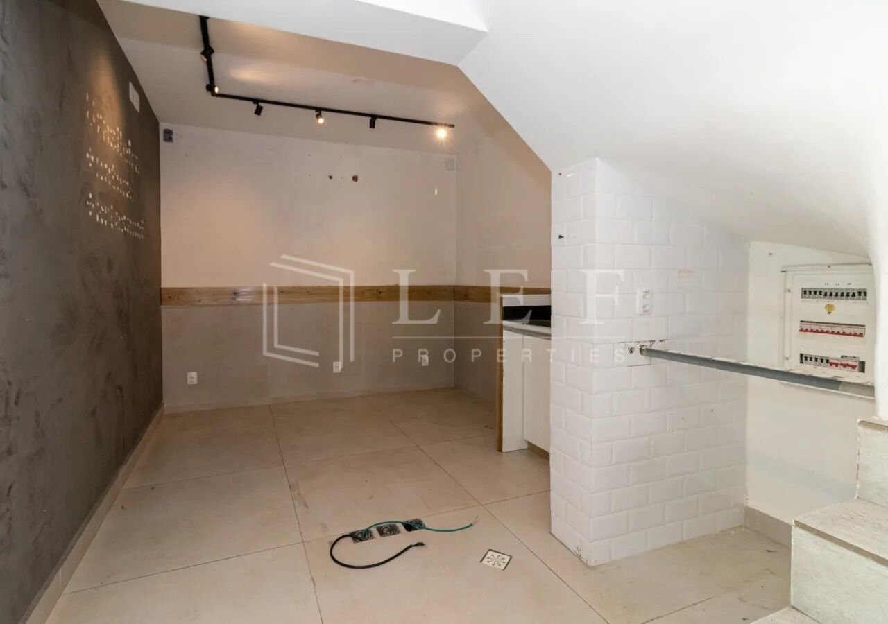 Lef Properties