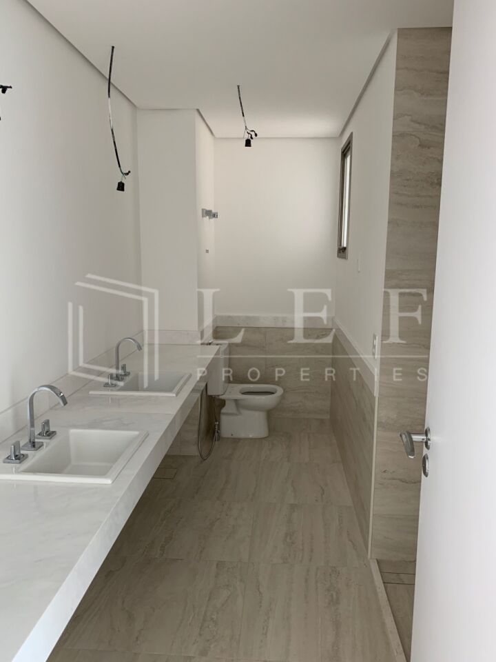 Lef Properties