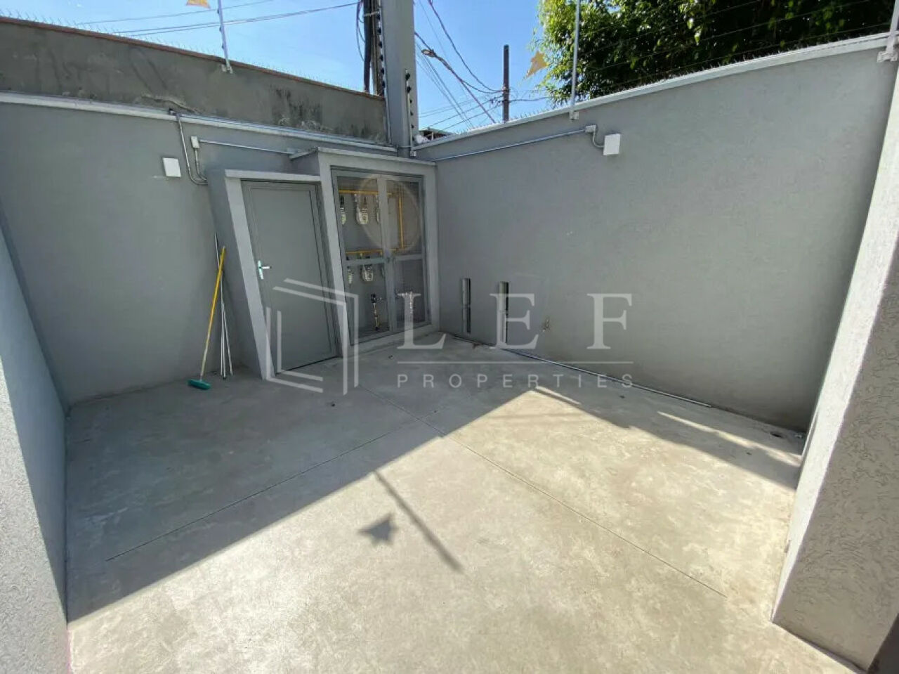 Lef Properties