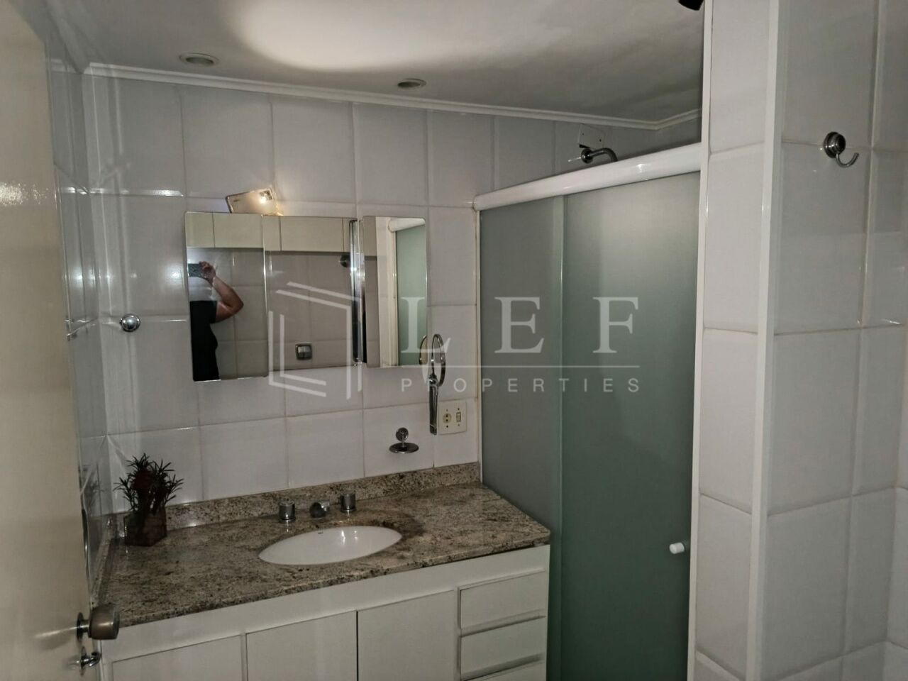 Lef Properties