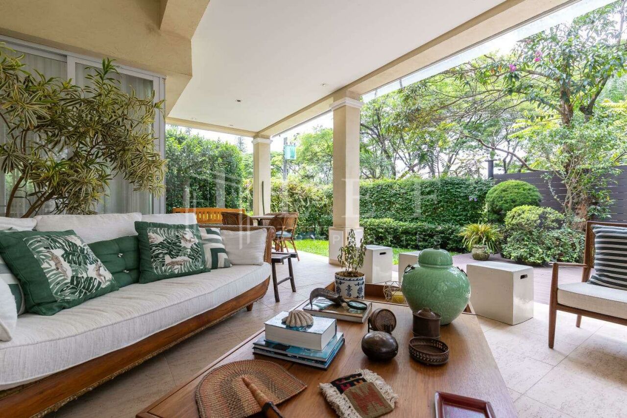 Lef Properties
