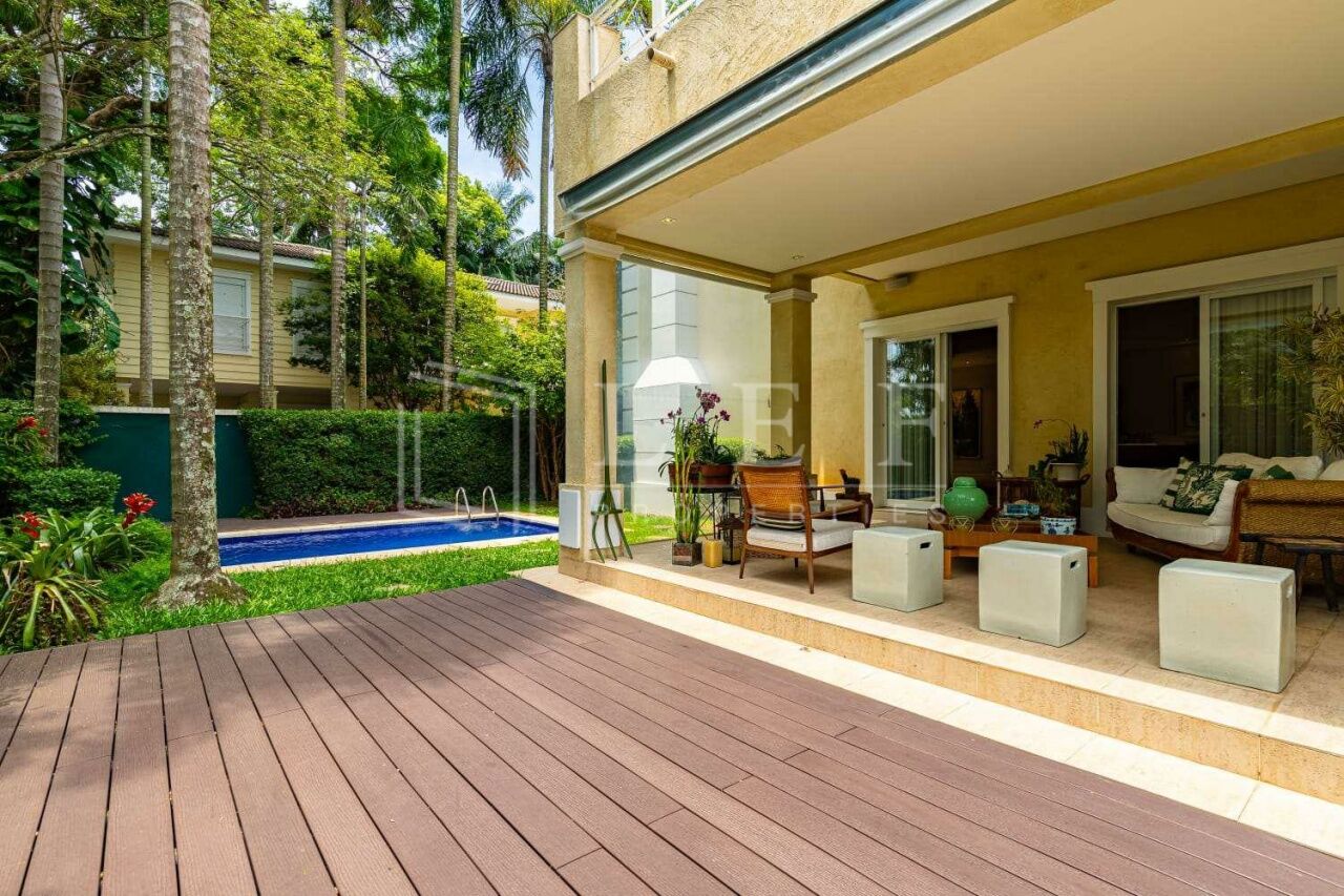 Lef Properties