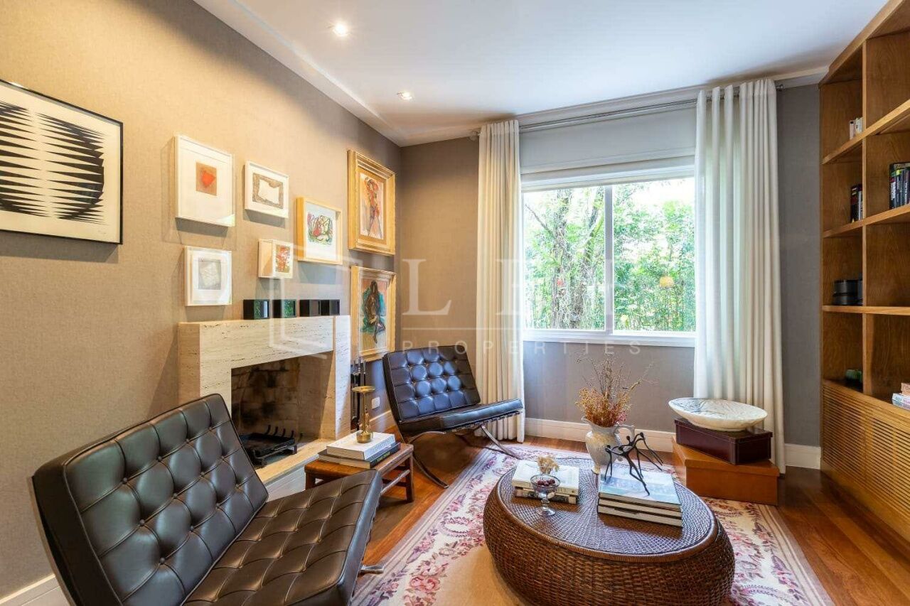 Lef Properties