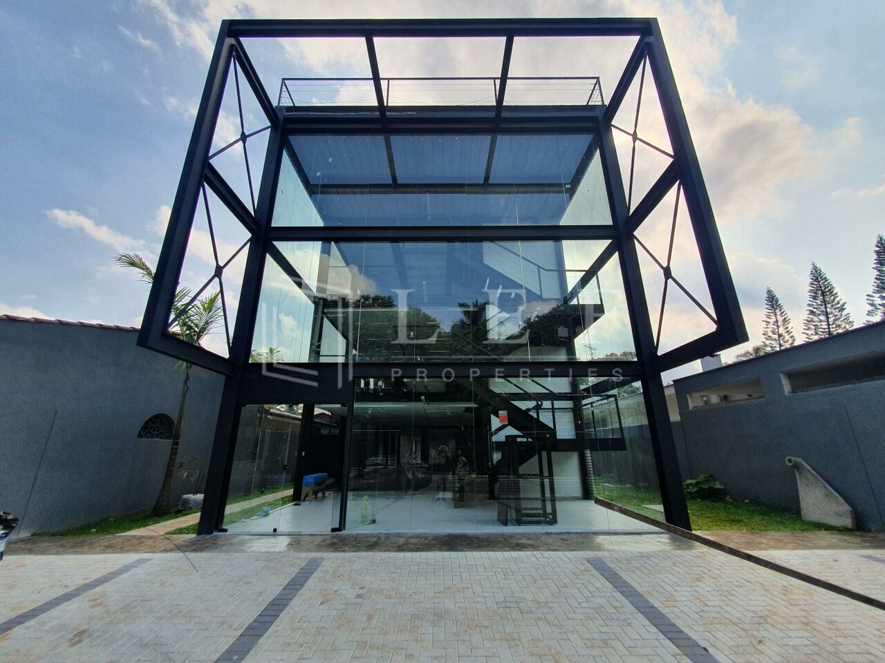 Lef Properties
