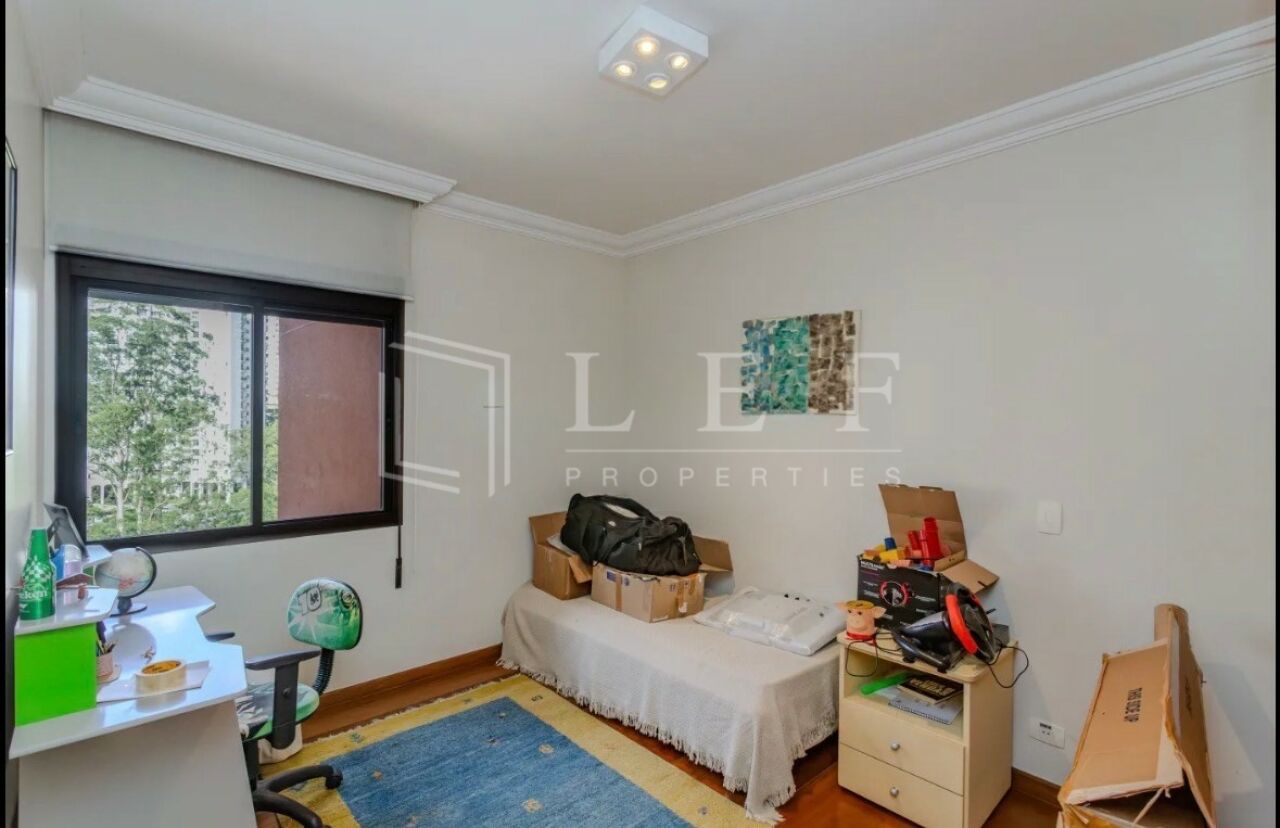 Lef Properties